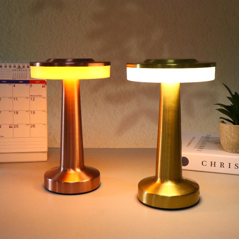 Set di 1 Lampada da Tavolo a F - Tables recensione e prezzo